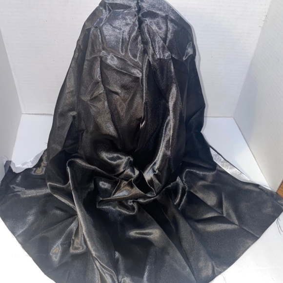 NWOT The Scary Nun Latex Mask W/Headscarf Horror For Cosplay Halloween Costume - Picture 8 of 11